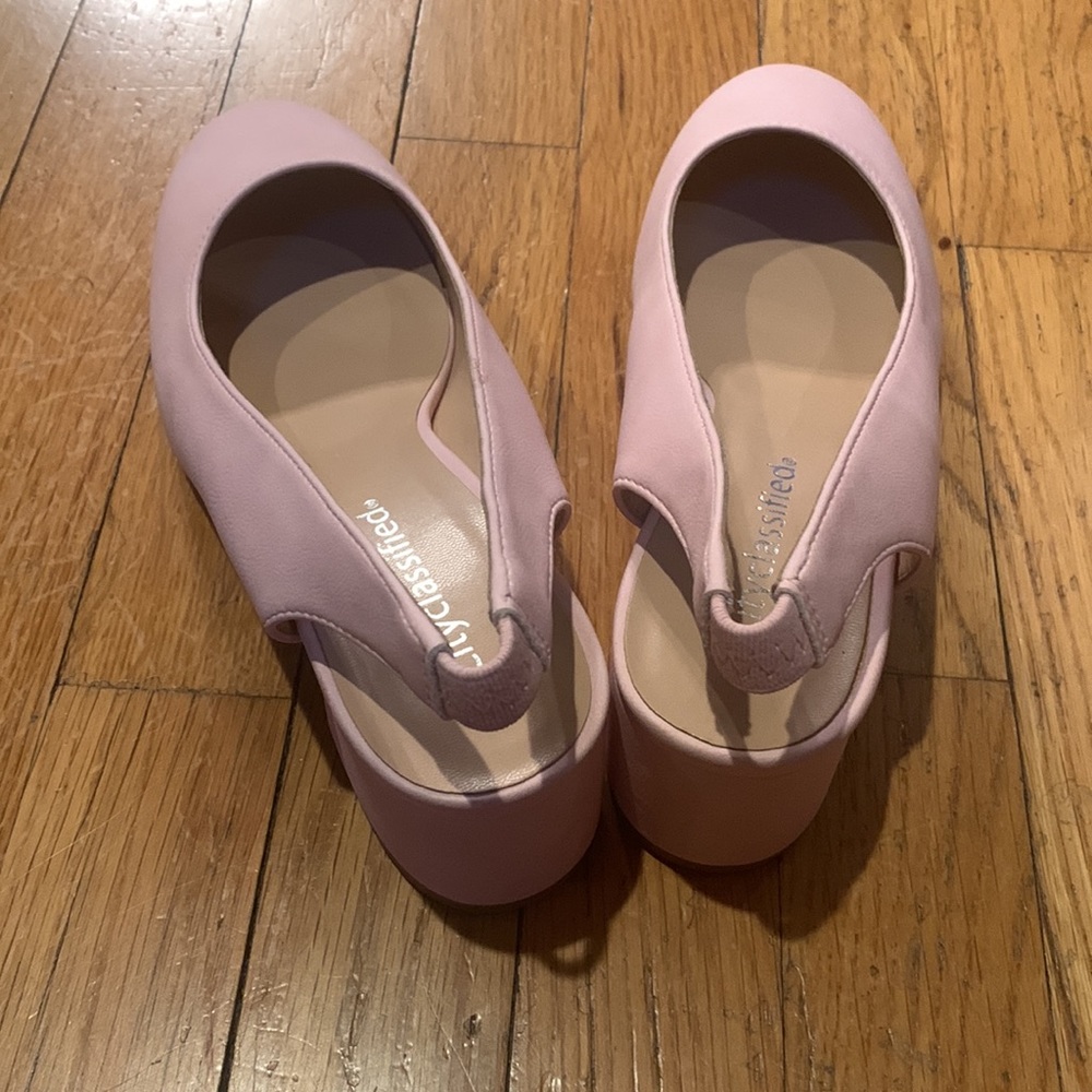 Pink Heels - Picture 3 of 4